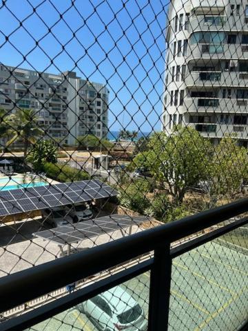 Amplo De 3 Quartos Na Barra Da Tijuca, Pertinho Da Praia, Super Bem Decorado E Equipado, Limpissimo, Cheiroso, Novinho, Com Suite, Lavabo, Varandao, Piscina, Portaria 24 Horas, Perto De Bares E Restaurantes Apartamento