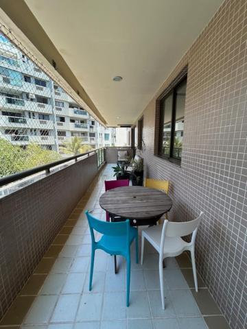 Amplo De 3 Quartos Na Barra Da Tijuca, Pertinho Da Praia, Super Bem Decorado E Equipado, Limpissimo, Cheiroso, Novinho, Com Suite, Lavabo, Varandao, Piscina, Portaria 24 Horas, Perto De Bares E Restaurantes Rio de Janeiro