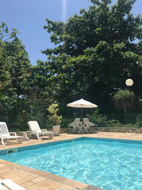 Apartamento Amplo De 3 Quartos Na Barra Da Tijuca, Pertinho Da Praia, Super Bem Decorado E Equipado, Limpissimo, Cheiroso, Novinho, Com Suite, Lavabo, Varandao, Piscina, Portaria 24 Horas, Perto De Bares E Restaurantes *
